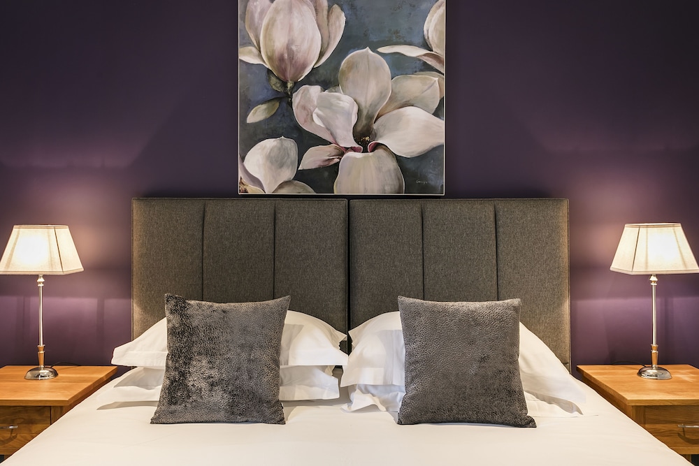 Luxury Twin Room, Ensuite (Lodge 1 & 4)