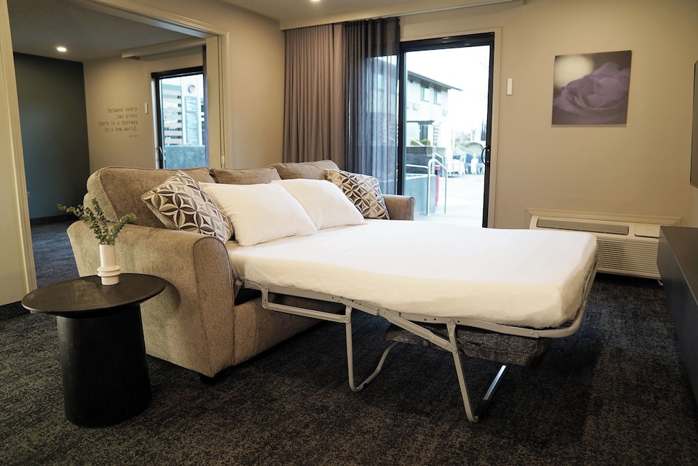 Family Suite - Photo 7