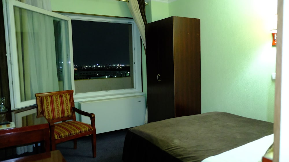 Economy Single Room