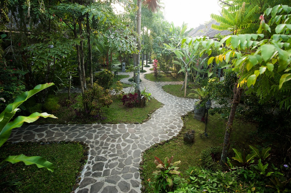 Deluxe Room, Garden View photo 3