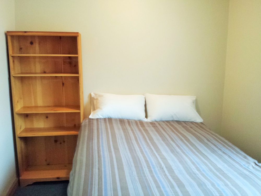 Apartment, Kitchen (pillows and duvets are provided - bed linens and towels are NOT provided) photo 1