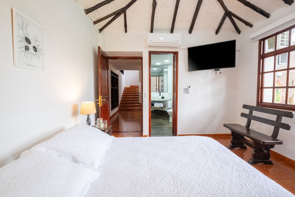 Deluxe Chalet photo 2