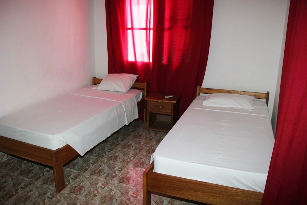 Standard Twin Room photo 2