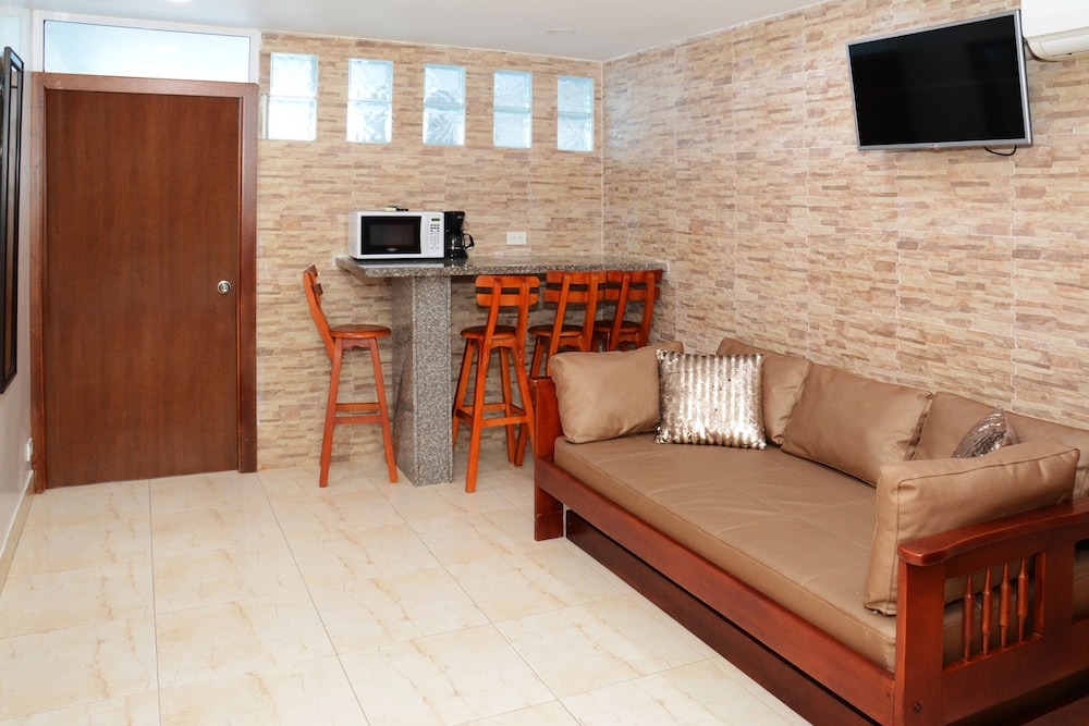 Apartment, Balcony, Ocean View photo 3