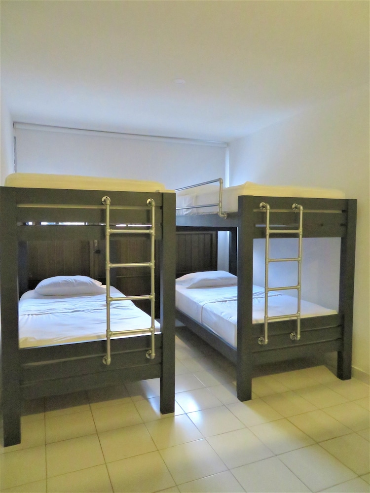 Economy Shared Dormitory, Mixed Dorm (6 beds / 6 camas) photo 1