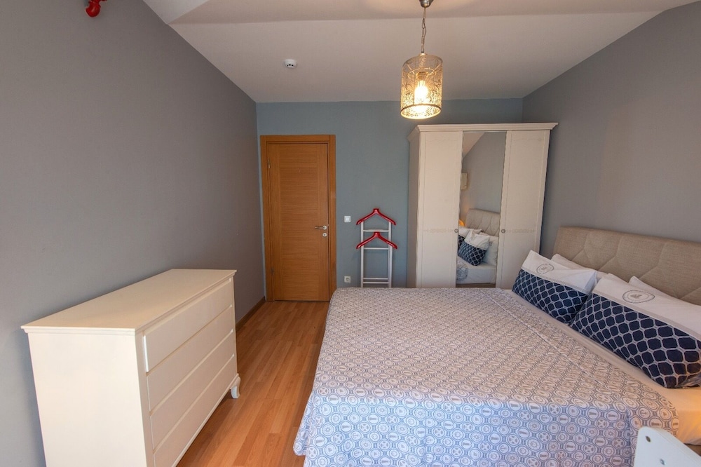 Exclusive Apartment photo 2