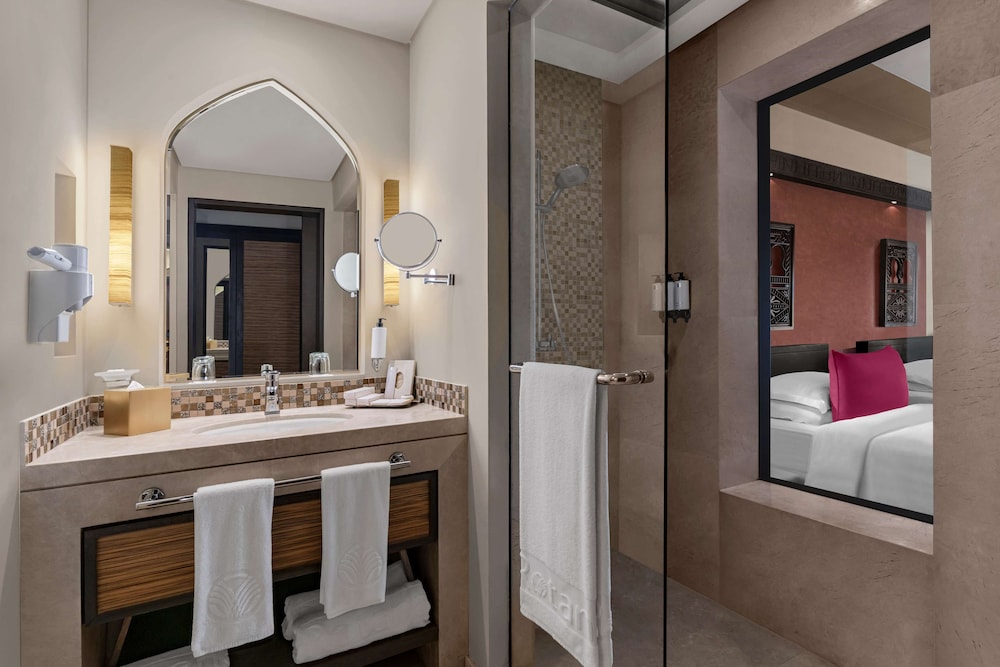 Ocean View Room with Lounge Access - Twin Beds with Aqua Park Access photo 2