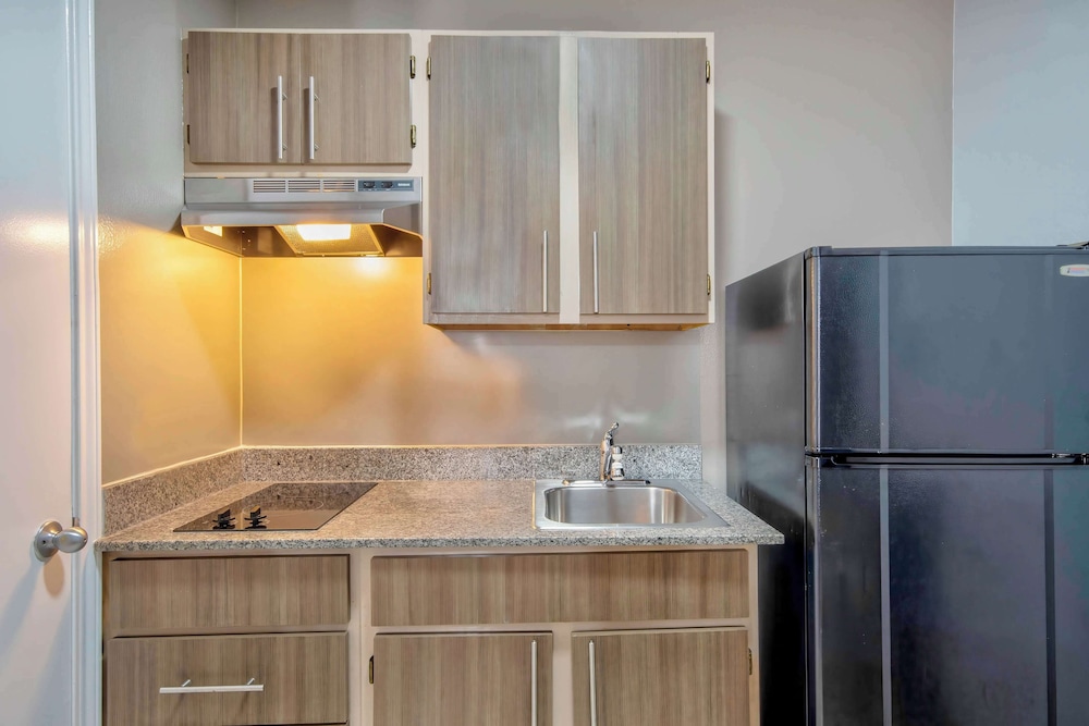 Studio 6 Extended Stay - Austin, TX - Midtown, Photo 6
