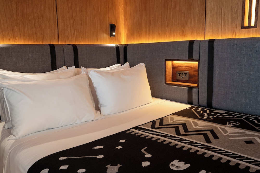 Deluxe Room (XS) photo 2