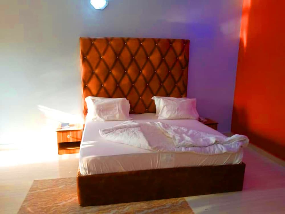 Standard Room photo 3