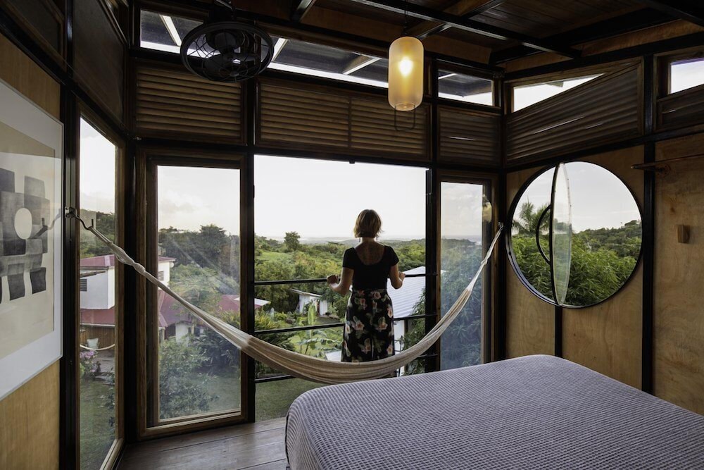Luxury Tree House, 1 Queen Bed, Kitchen, Ocean View photo 3