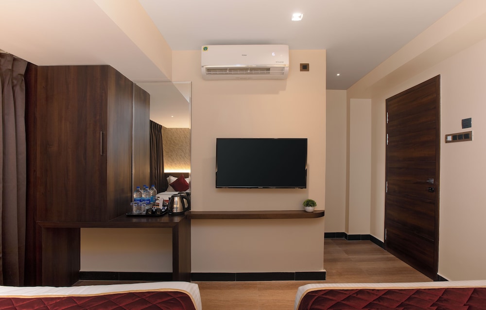 Executive Twin Room - Photo 3