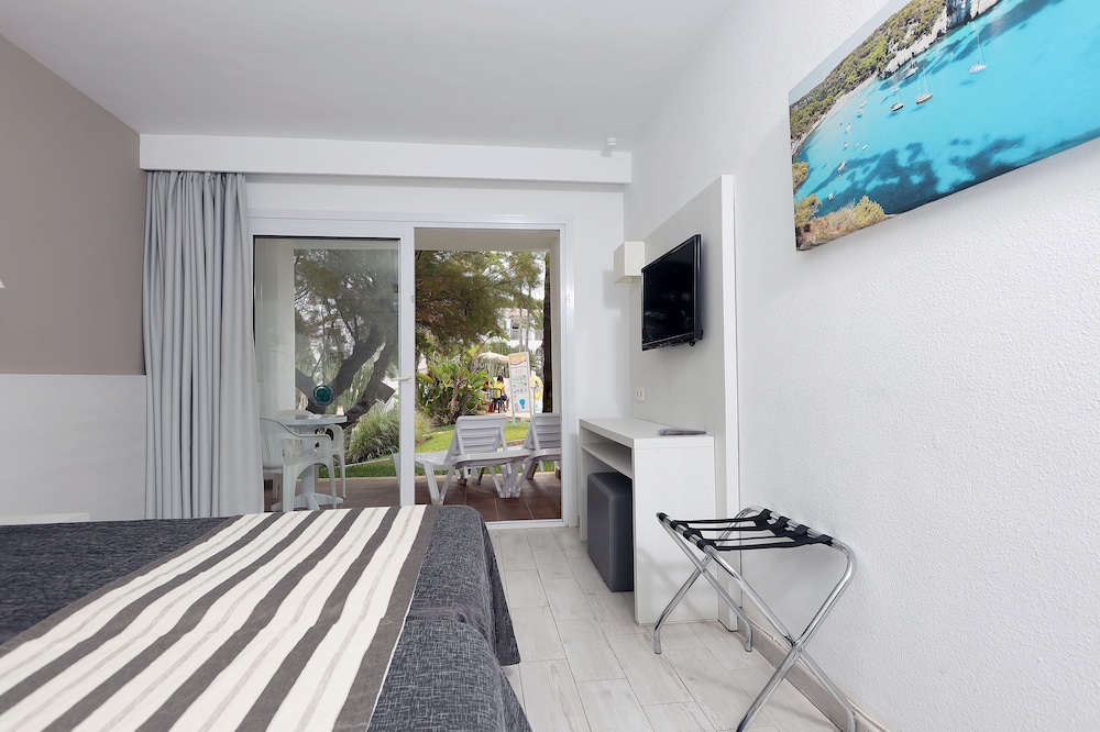 Double Room, Balcony