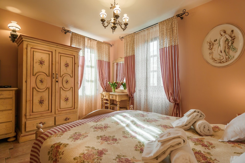 Triple Room - Photo 2