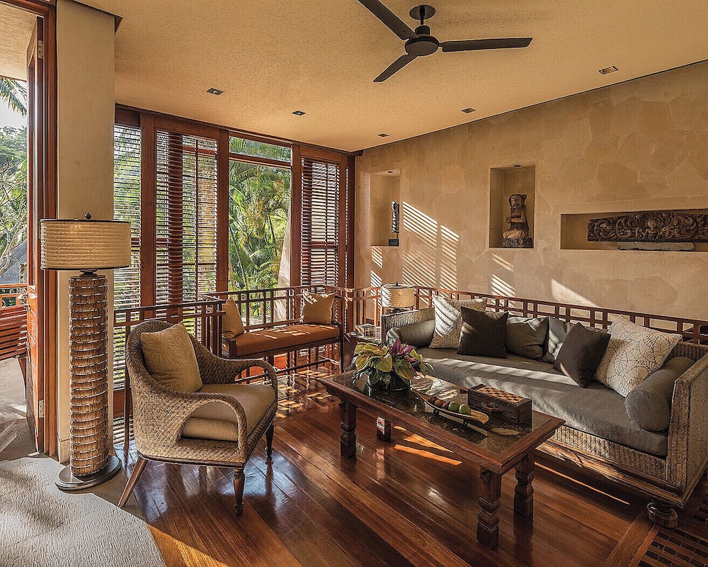 One Bedroom Duplex Suite photo 2