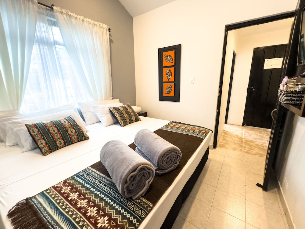 Superior Quadruple Room, 2 Bedrooms, Garden View, Tower photo 2