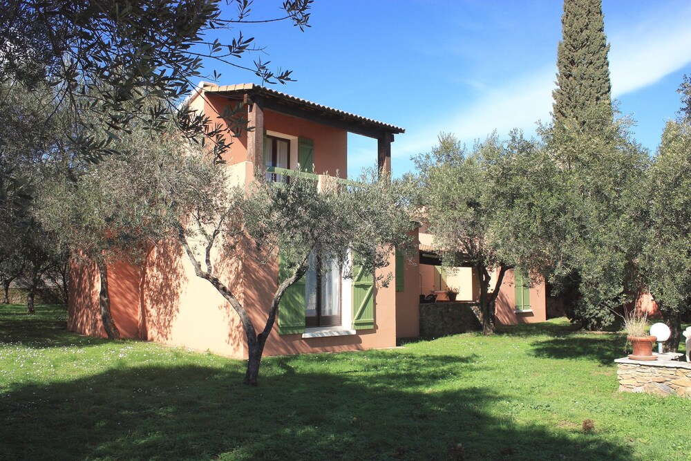 Villa, 2 Bedrooms - 5 people photo 1