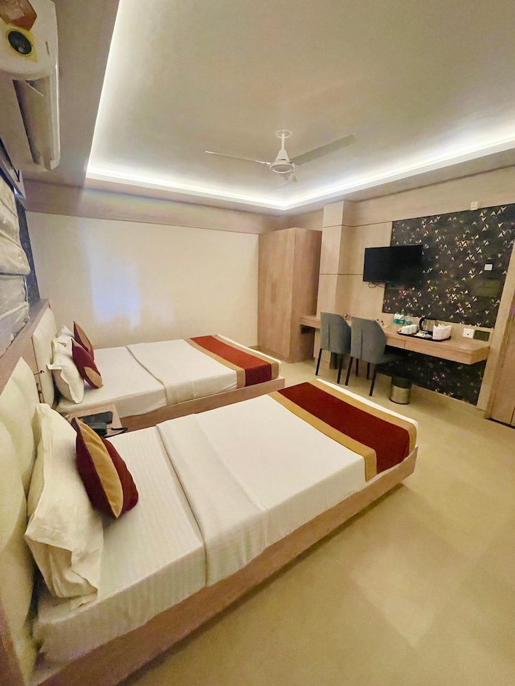 Deluxe Triple Room photo 1