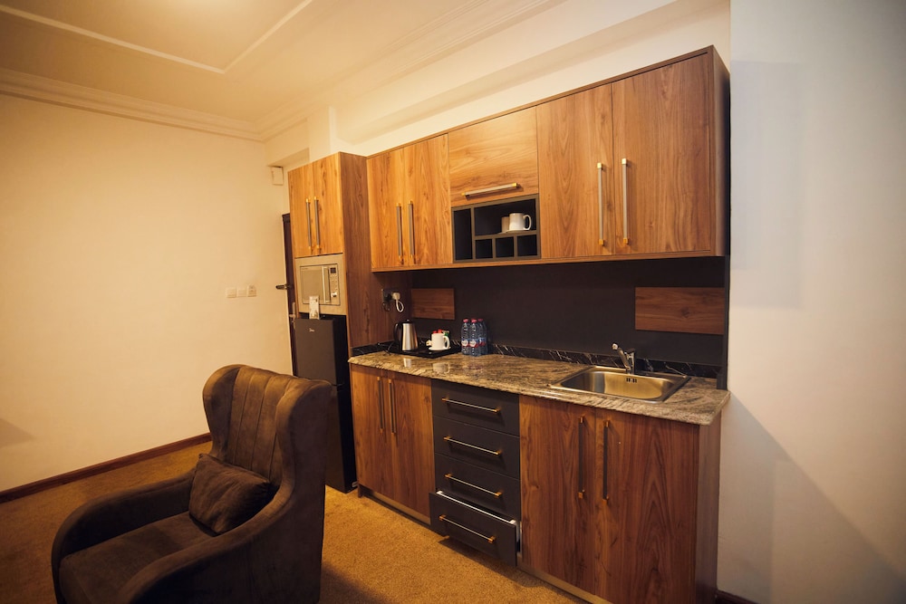 Executive Room, Kitchen photo 3