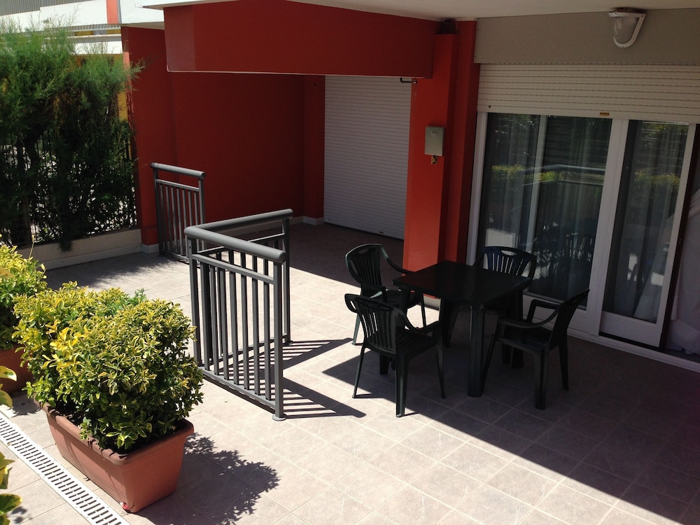 Apartment, 1 Bedroom, Accessible photo 2