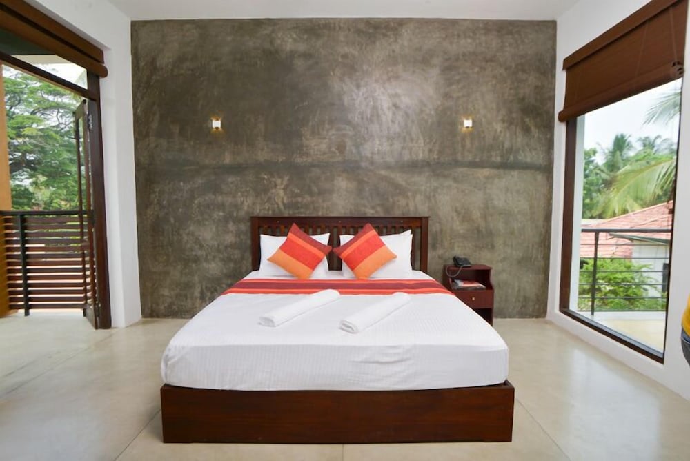 Standard Room, Pool View photo 2