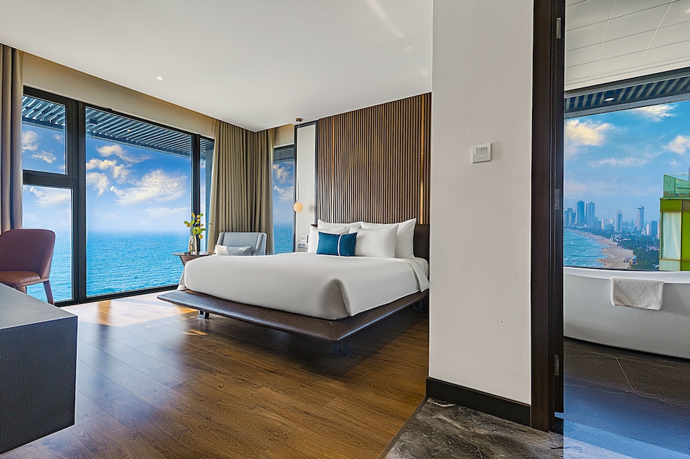Marco Polo Suite