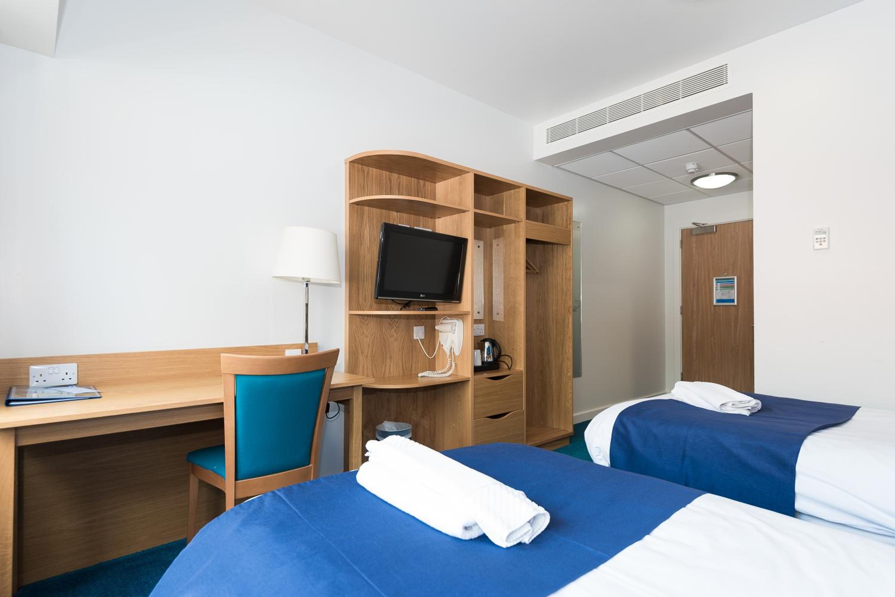 Budget Twin Room photo 1