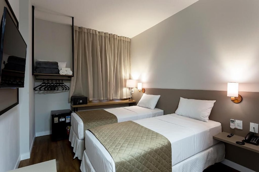 Deluxe Quadruple Room, 2 Bedrooms photo 2