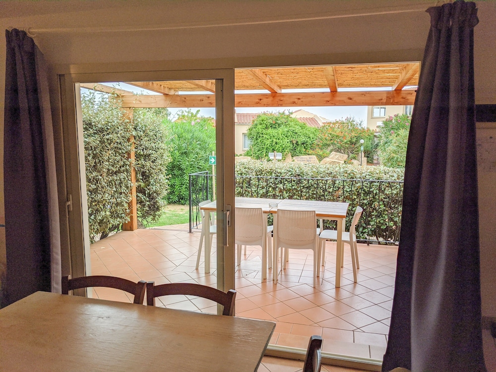Apartment, 2 Bedrooms - Photo 1