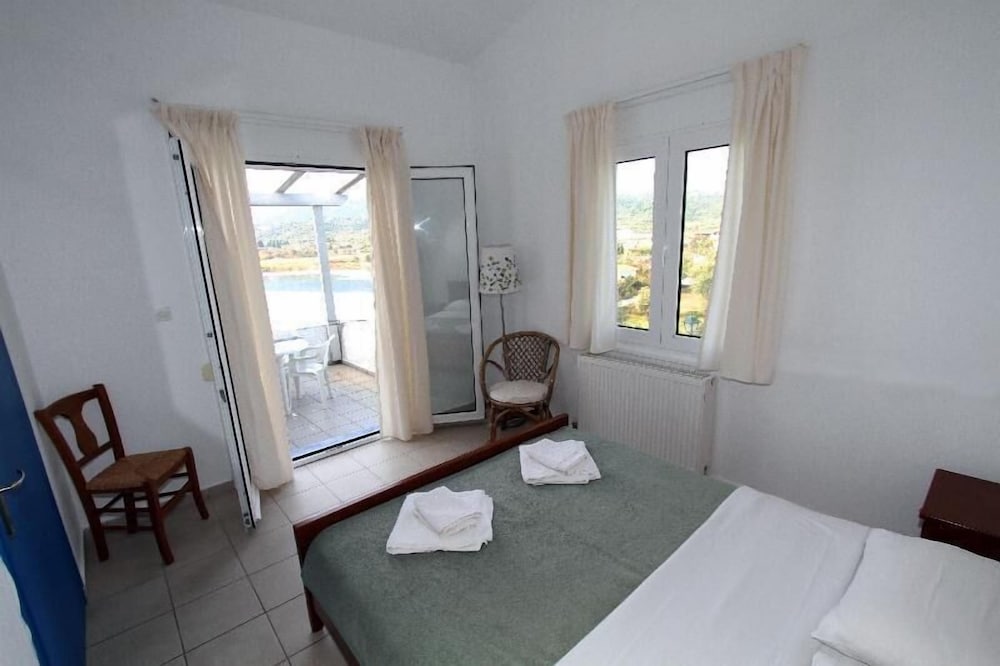 Apartment - Photo 2