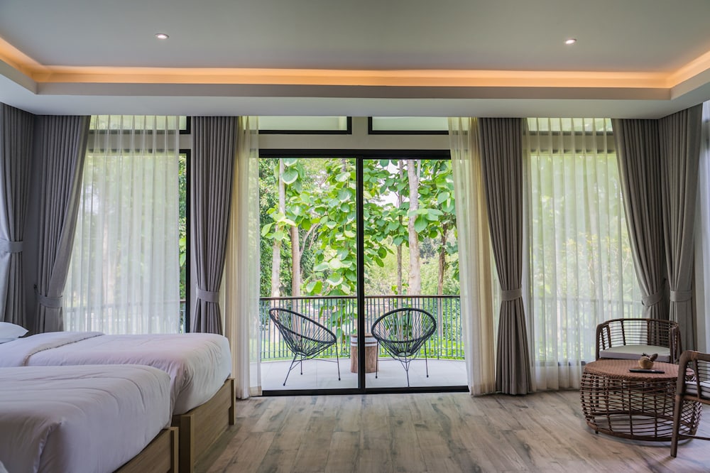 Premier Quadruple Room photo 2