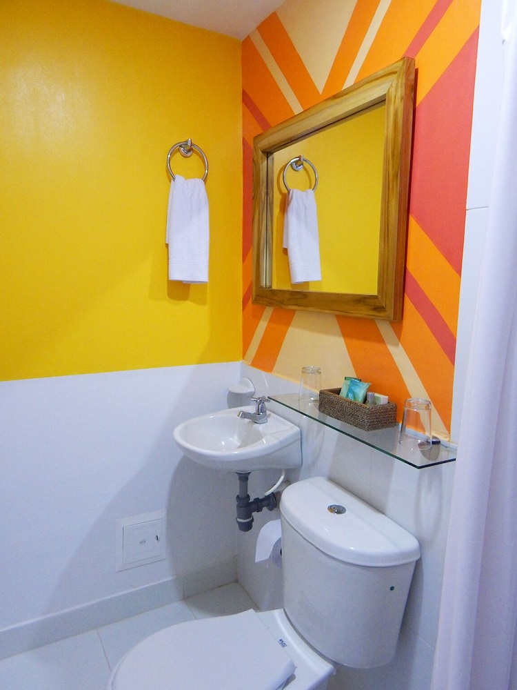 City Room, 1 Double Bed, Balcony, City View - Photo 2