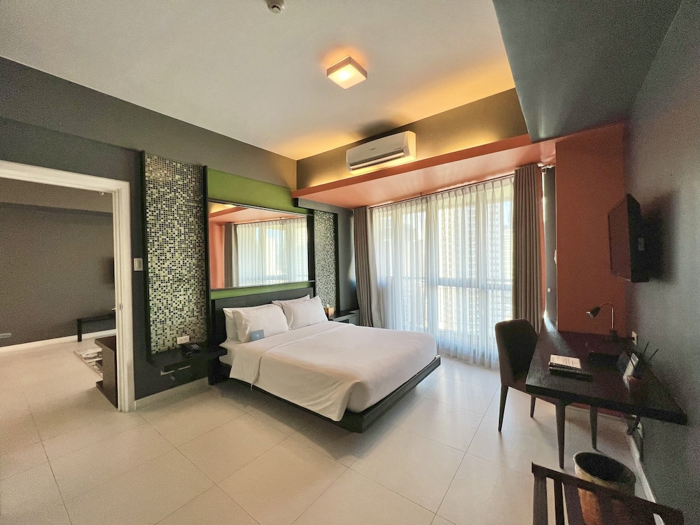 One Bedroom Executive photo 2