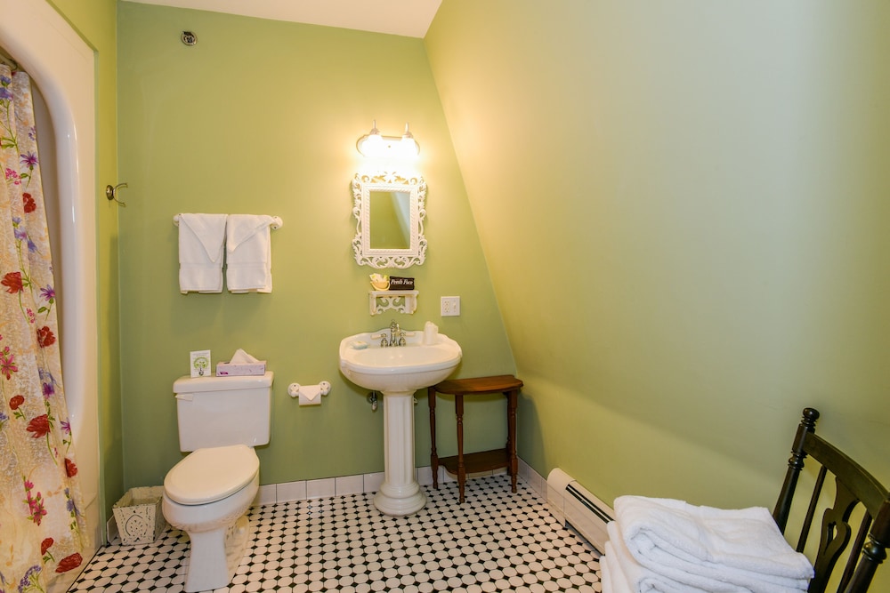 Room 7 photo 2