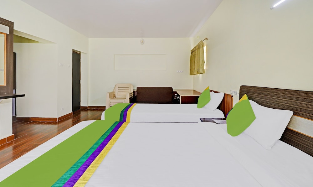 Superior Family Room With Balcony - Photo 8