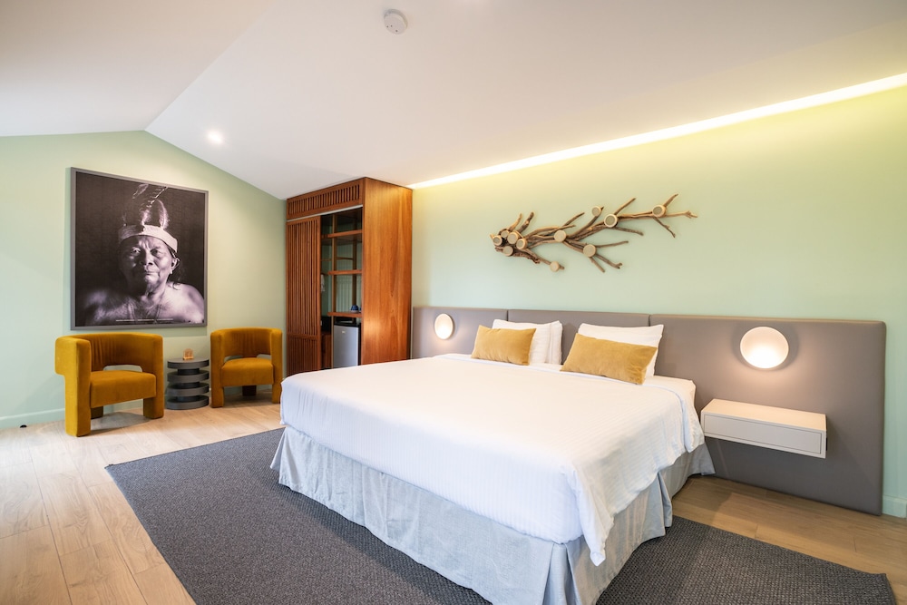 Forest Signature Suite with Plunge Pool - Photo 5