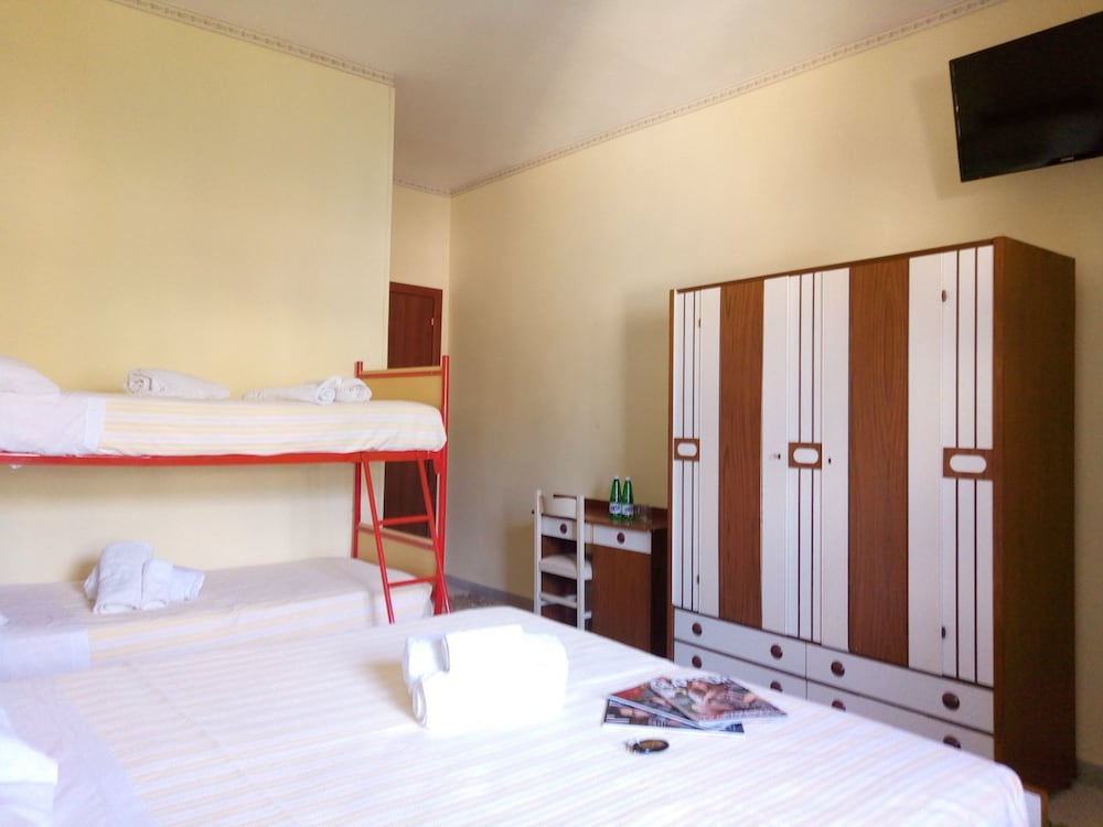 Triple Room photo 3
