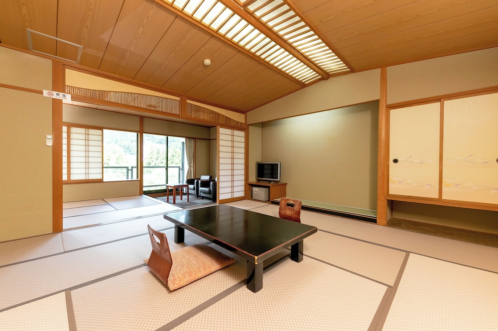 Superior Japanese Room, Non Smoking, Main Building photo 1