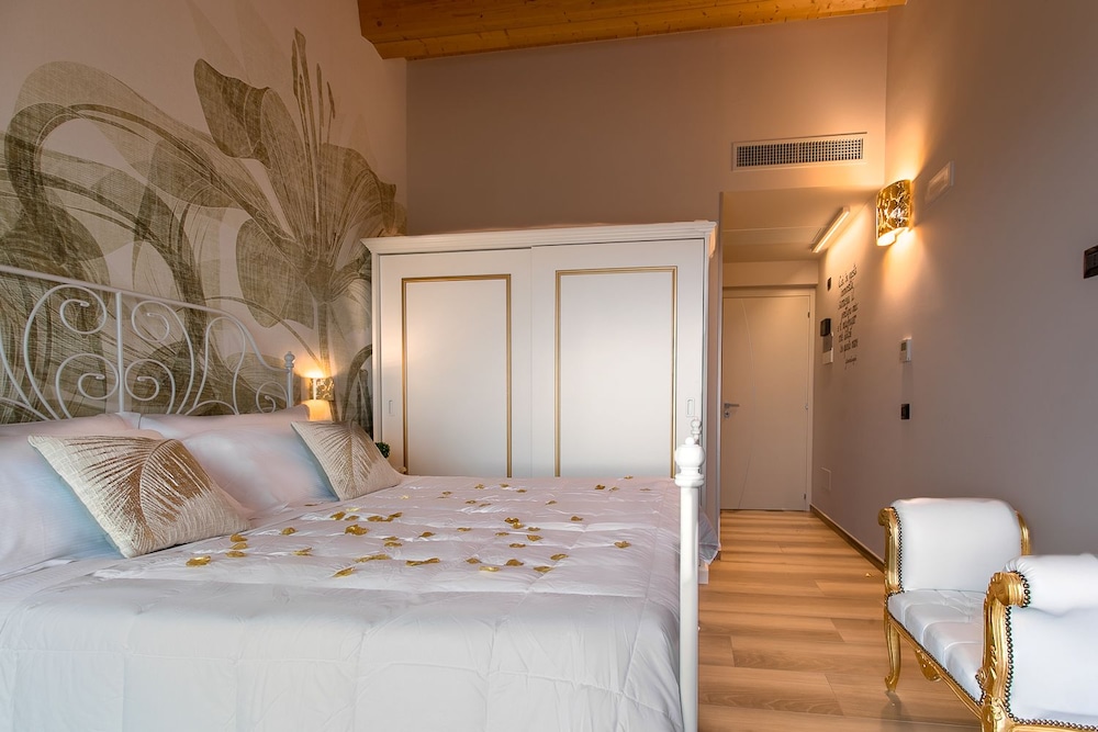 Double Room Single Use, Sea View photo 3