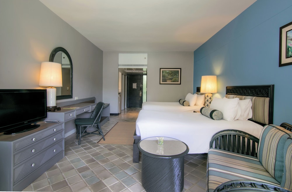 Tropical Superior (No View) Twin bed