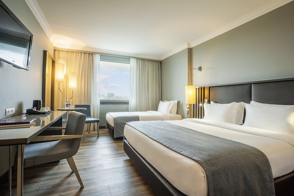 Comfort Twin Room - Photo 2