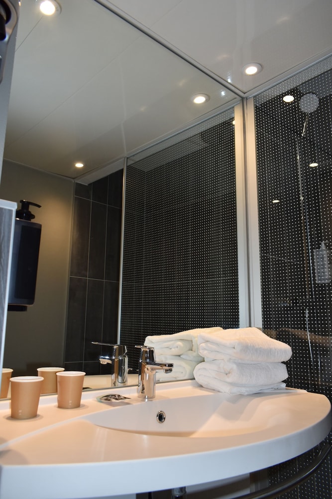 Superior Double Room, Multiple Beds - Photo 5