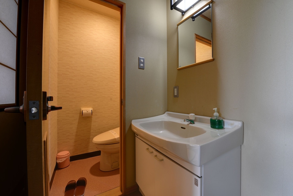 Basic Room photo 3
