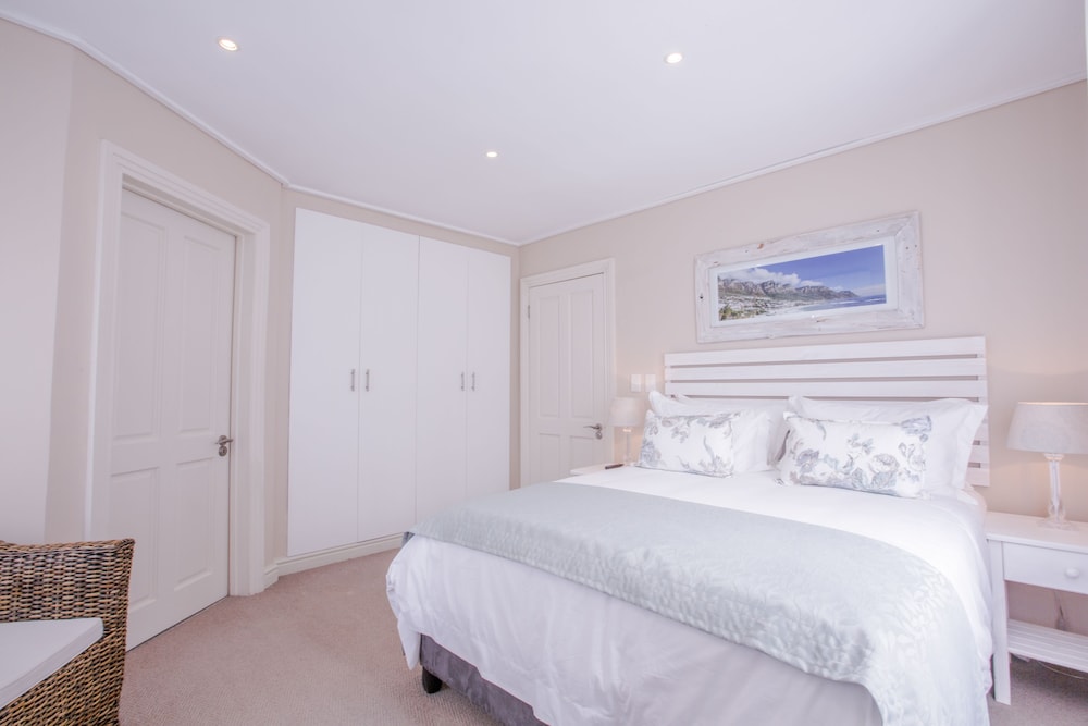 Standard Mountain View Room (4)