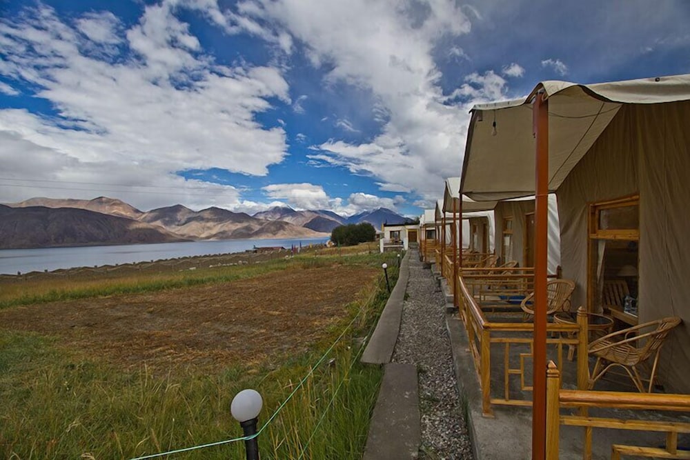 Luxury Tent - Photo 13