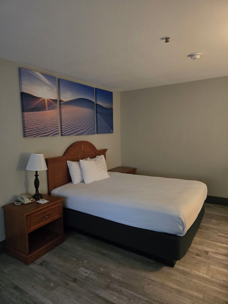 Standard Room photo 1