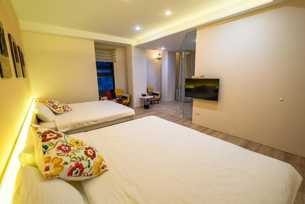 Deluxe Quadruple Room, 1 Bedroom photo 2