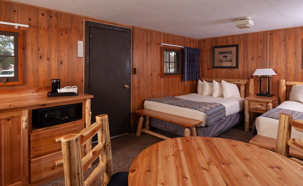 Frontier Cabin 2 Double photo 1