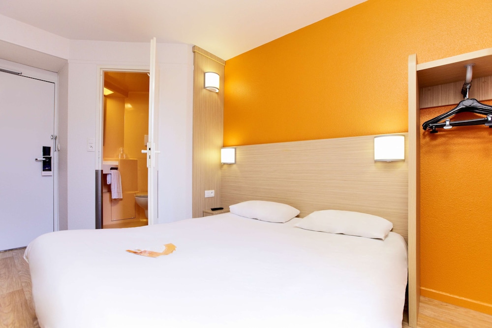 Standard Room, 1 Double Bed - Photo 7