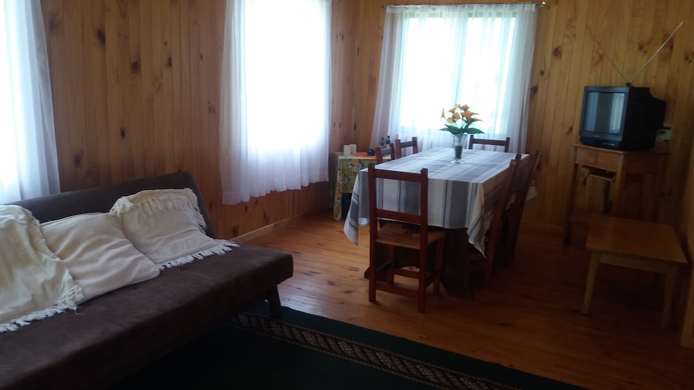 Family Cabin, 2 Bedrooms, Non Smoking, Garden View photo 3